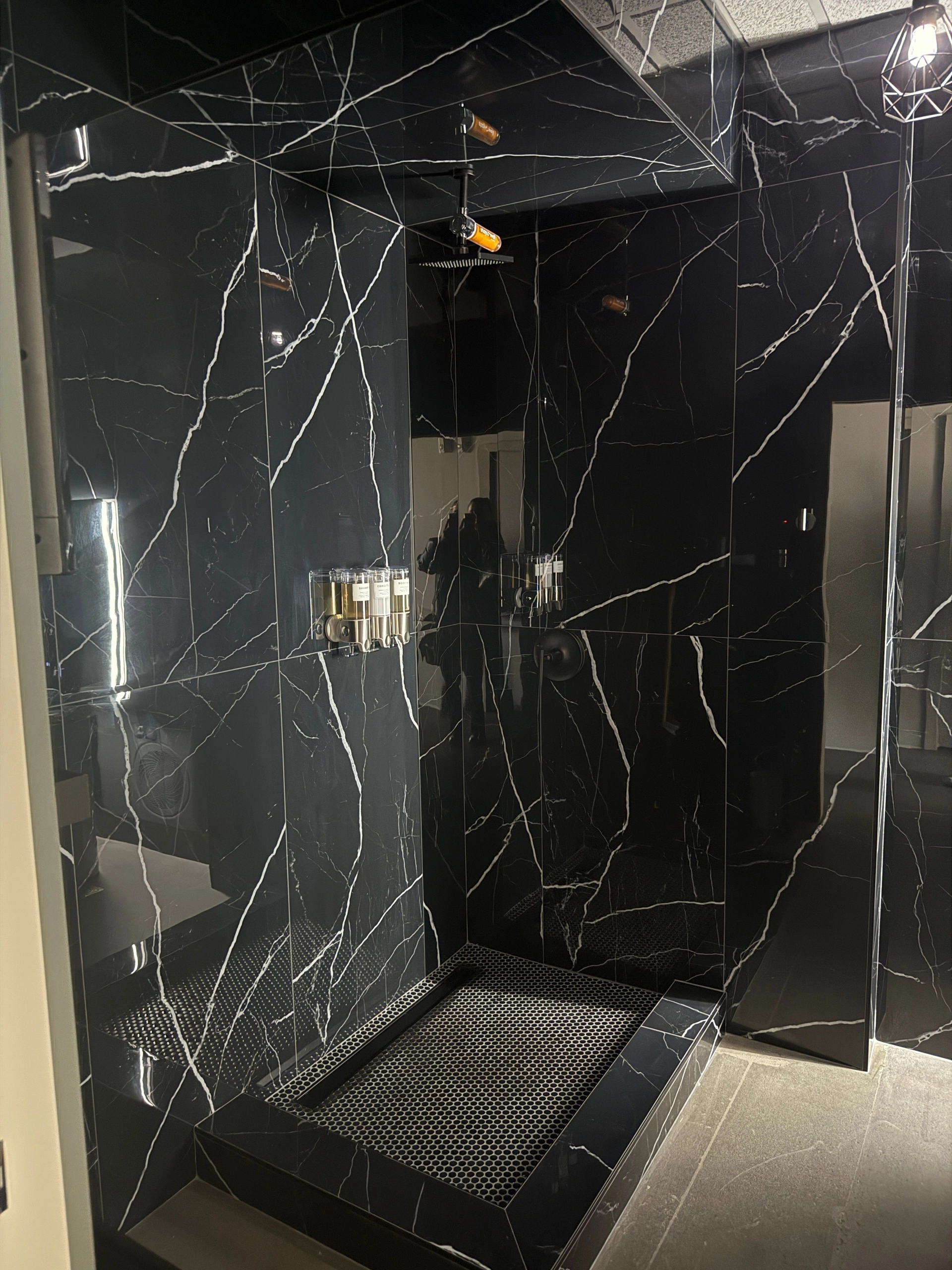 sweat-houz-private-wellness-suite-new-jersey.webp