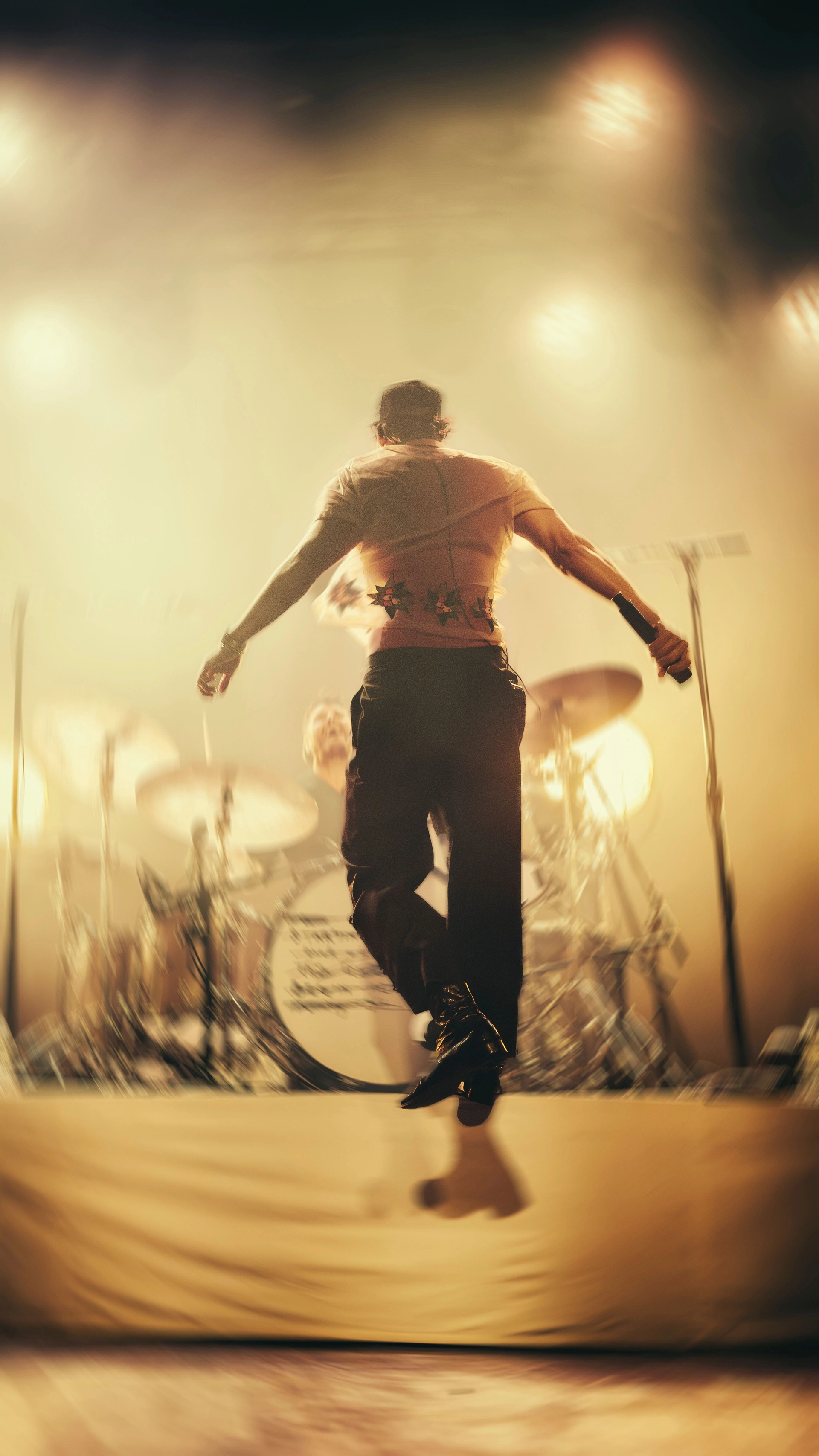 briana-sista-shooting-the-fray-concert-nj.webp